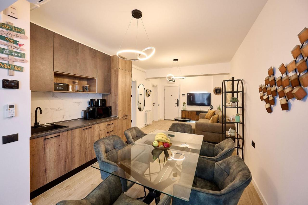 Jad Apartment In Infinity Beach Resort - Parking Mamaia Eksteriør billede